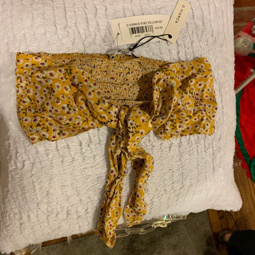 NWT Sunflower Tie Up Crop Top